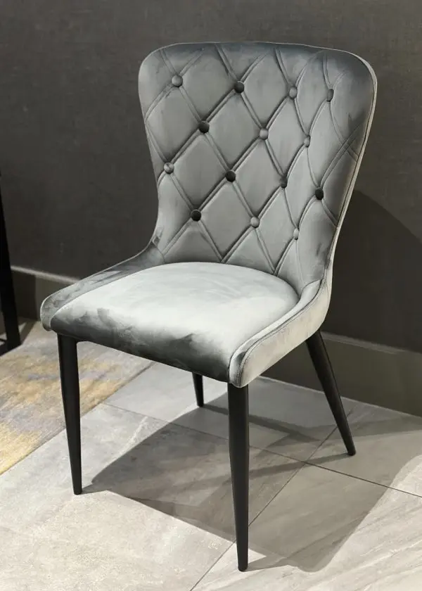 grey-velvet-chair