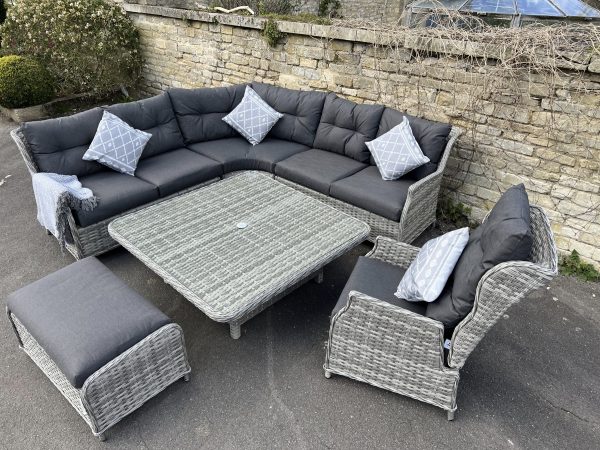 rattan-sofa-sets