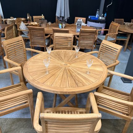 Teak garden set with 6 chairs