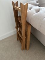 FOLDING TRAY TABLE